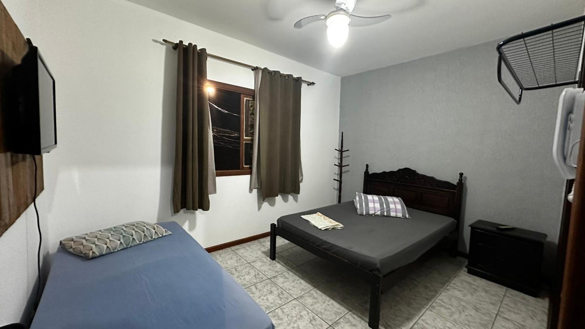Regi House Hostel Vitória Esterno foto